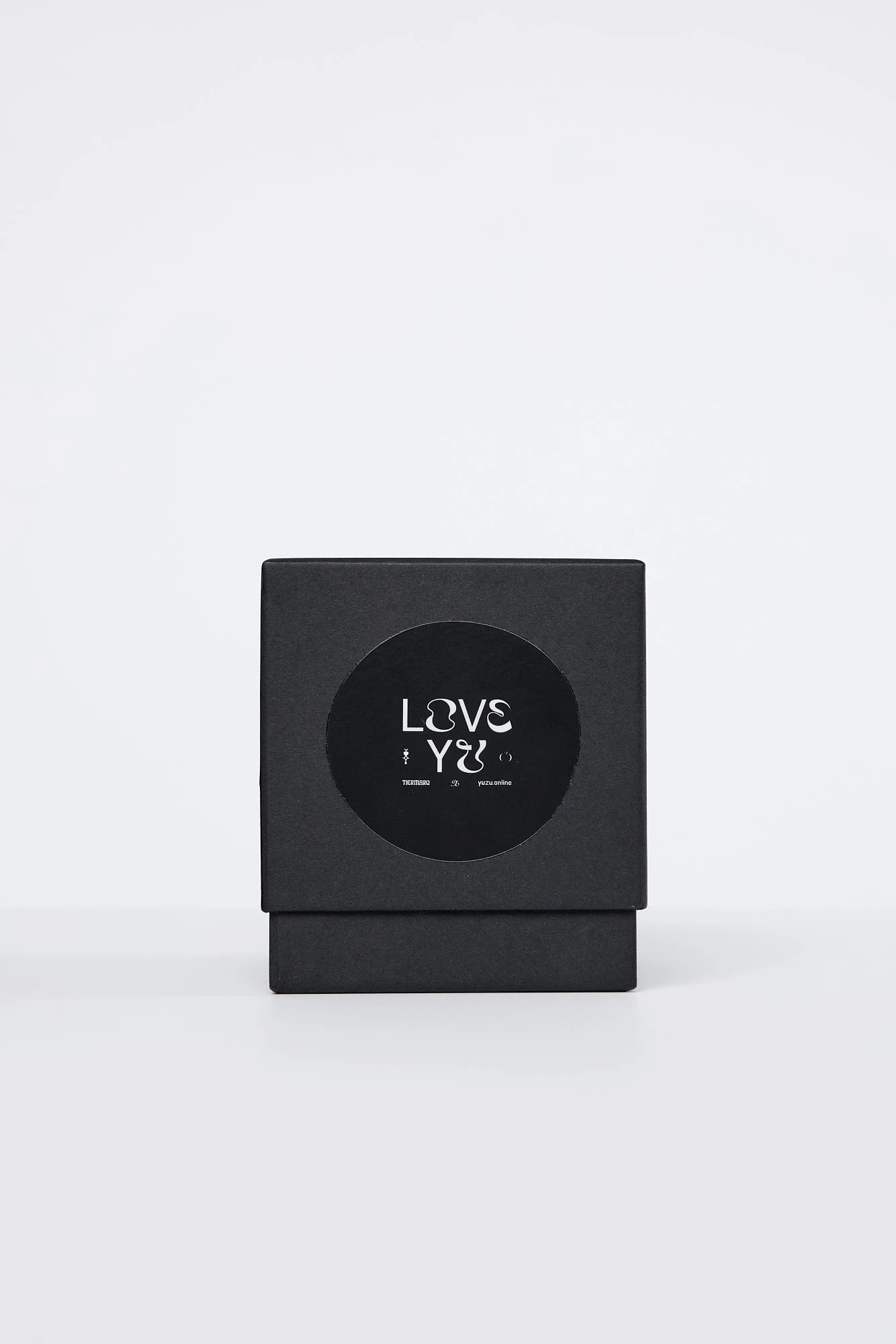 LACAUSA CLOTHING LOVE YU Candle 4 LACAUSA CLOTHING LOVE YU Candle