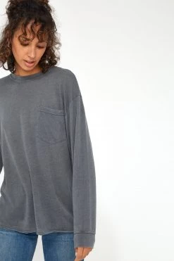 LACAUSA CLOTHING TOPS Longsleeve Crewneck