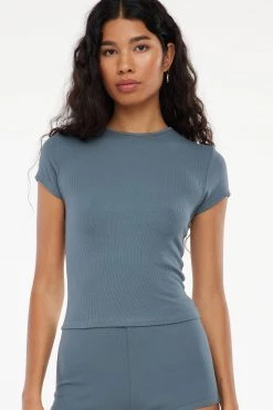 LACAUSA CLOTHING TOPS Quincy Tee