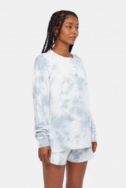 LACAUSA CLOTHING Lolo Henley TOPS