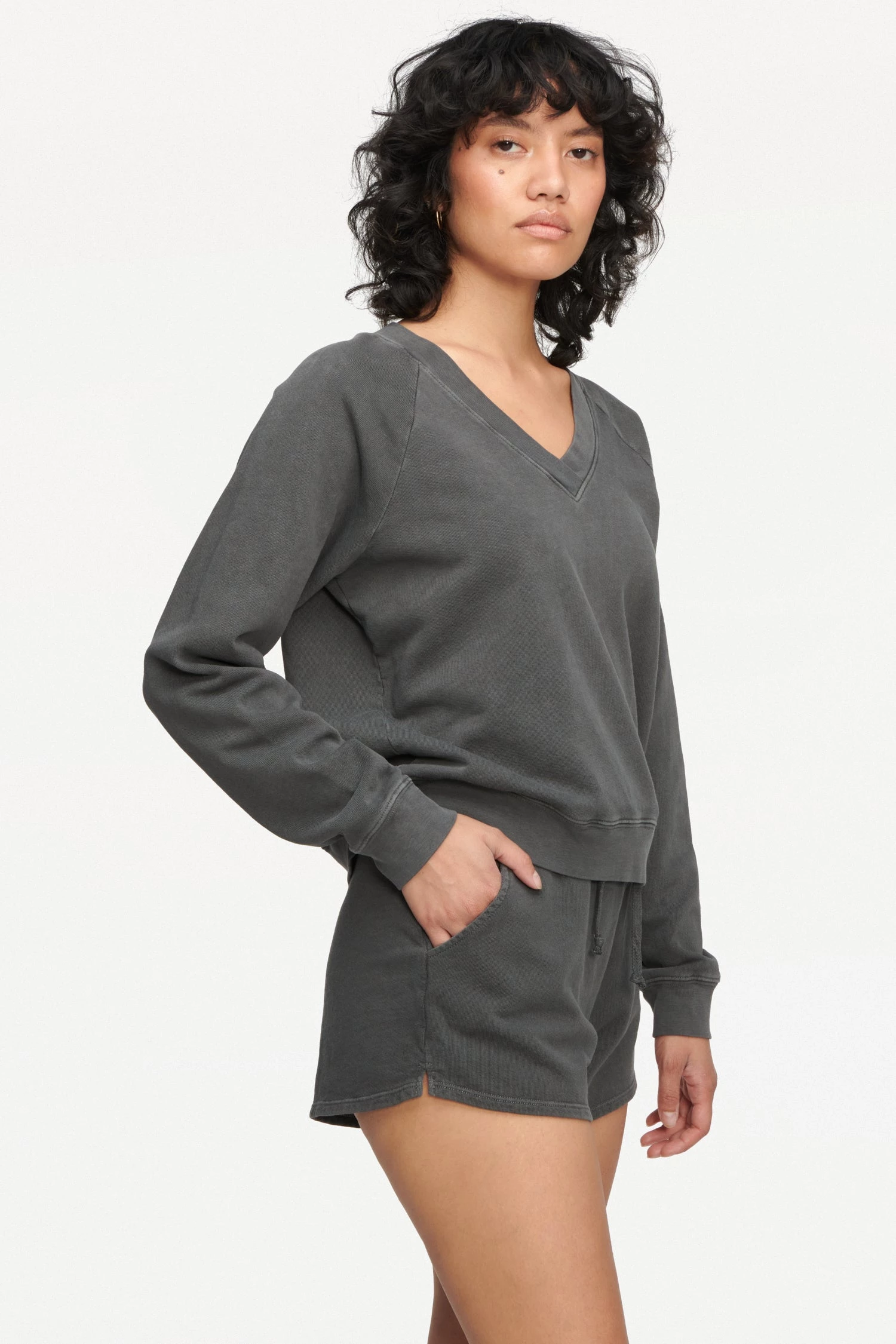 LACAUSA CLOTHING Cyrus Raglan 2 LACAUSA CLOTHING Cyrus Raglan