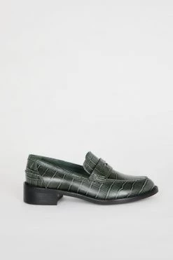 LACAUSA Sales 8 INTENTIONALLY BLANK Neighbor Loafers