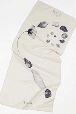 LACAUSA CLOTHING UNWIND Performance Towel